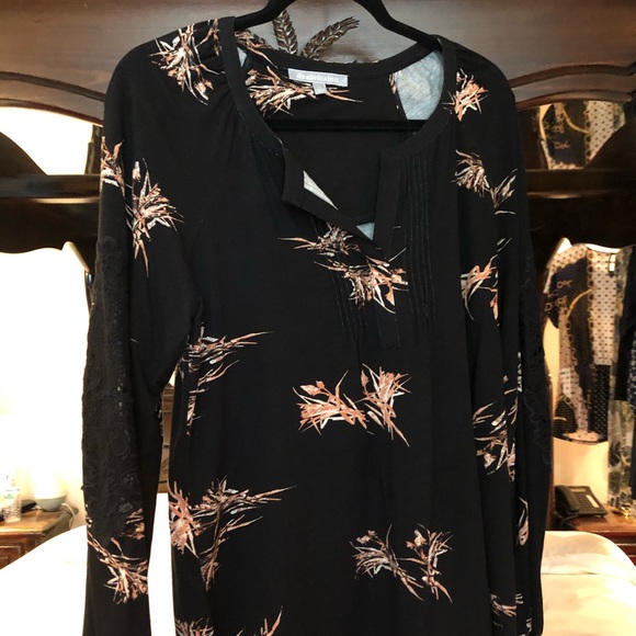 Daniel Rainn Blouse - Picture 3 of 4